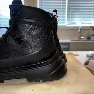 Canada Goose | Shoes | The Luxury Canada Goose Glacier Trail  display picture 1